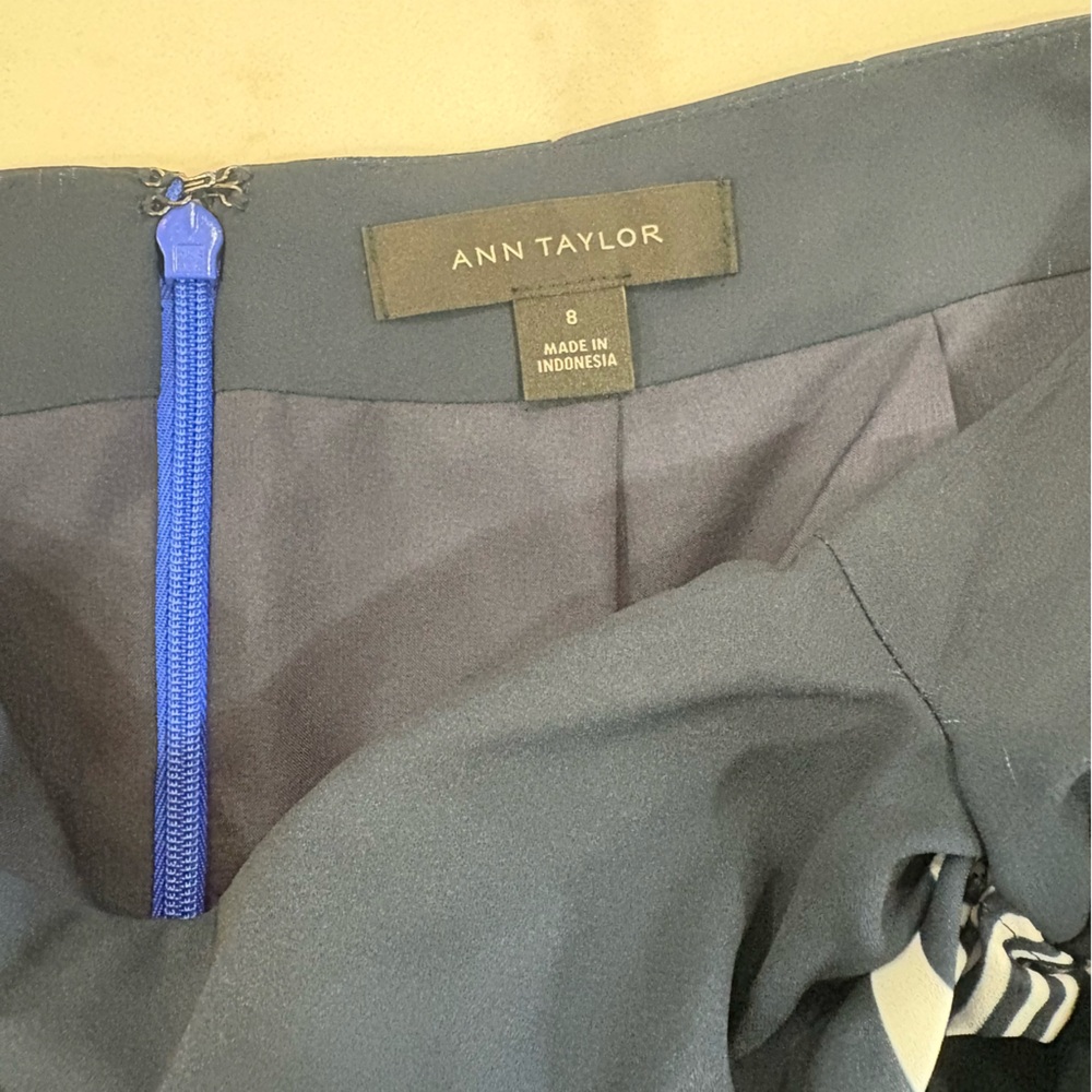 Ann Taylor Navy & White Border Stripe Wrap Sarong Tie Pencil Skirt Size 8 - Picture 6 of 6